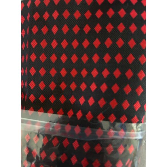 Kate Spade New York Slim Ankle Pants – Red/Black Diamond Pattern – Size 28 - Picture 3 of 4